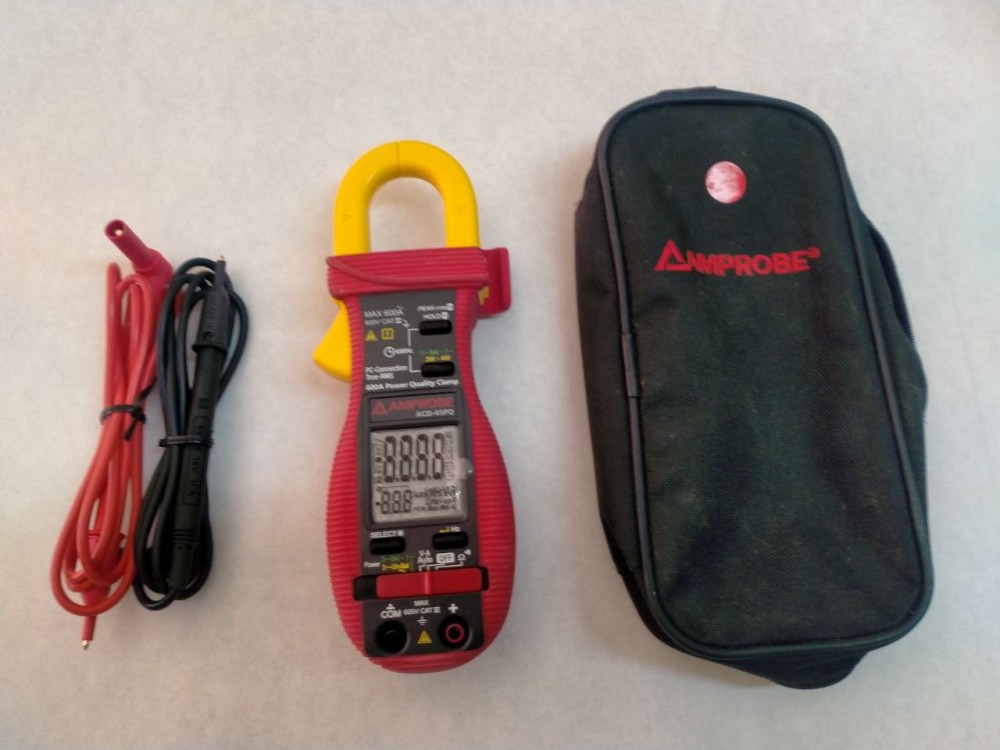 Multimeter with ammeter clamp